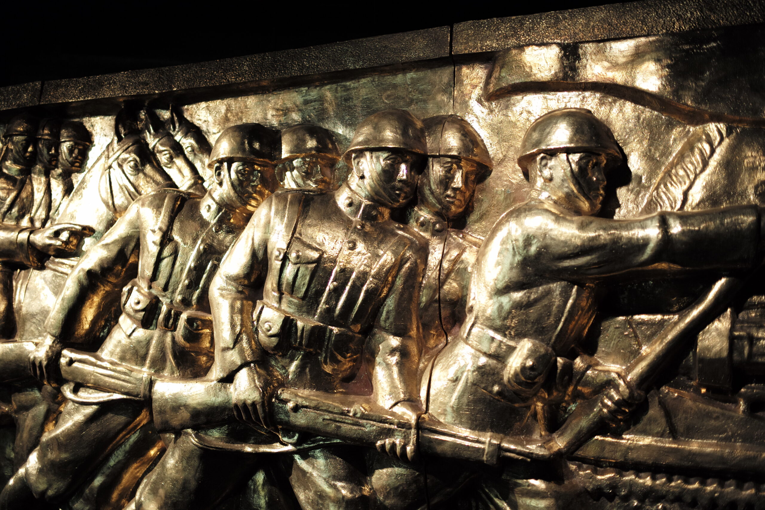 "The Democracy Monument has a dual function: on the one hand, it celebrates the victory of the 1932 democratic revolution over absolute monarchy. On the other hand, its militaristic connotation undid everything democracy stood for. It was completed during the Pibul administration, and ironically became a symbolic manifestation of military tyranny and fascism."